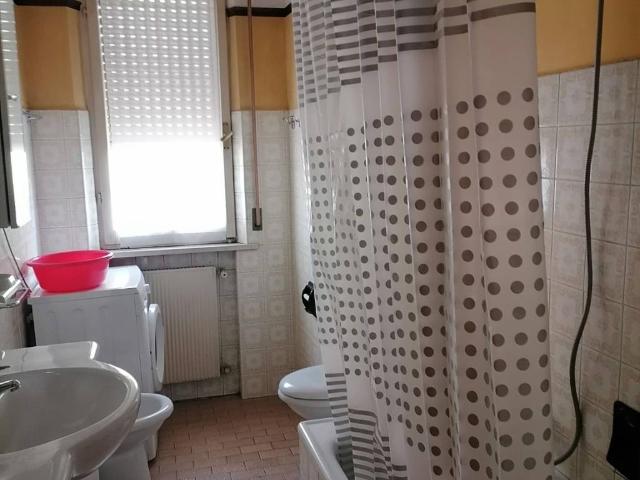 Appartamento in affitto a Vallemiano, Marche