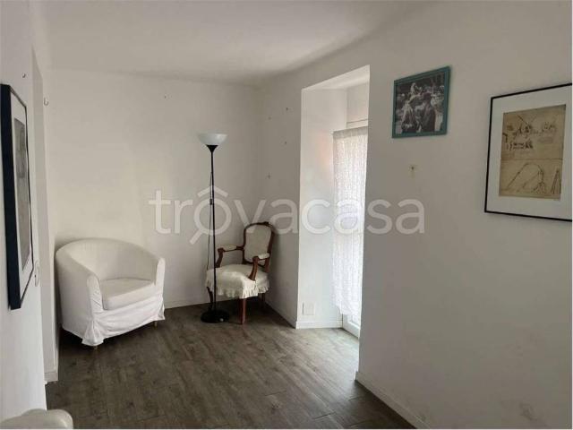 Appartamento in affitto a Borgo Rodi, Marche