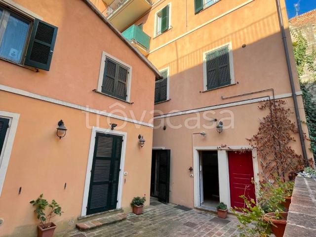 Appartamento in affitto a Santo Stefano, Marche