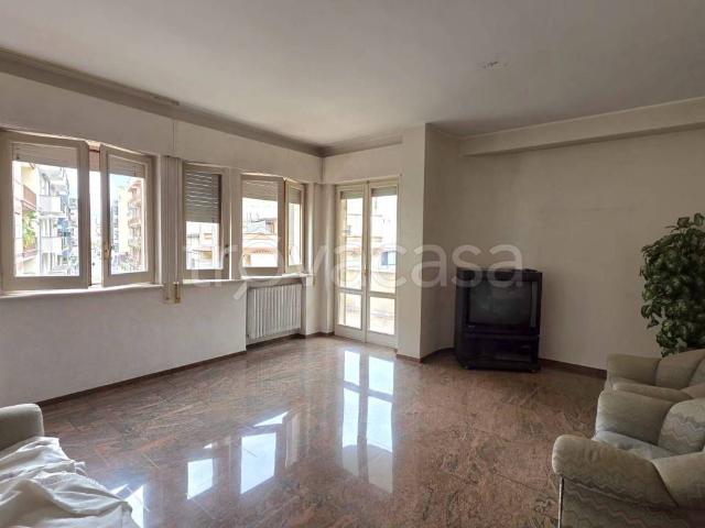 Appartamento in affitto a Puglia, Barletta-andria-trani