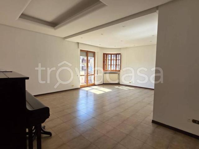 Appartamento in affitto a Puglia, Barletta-andria-trani