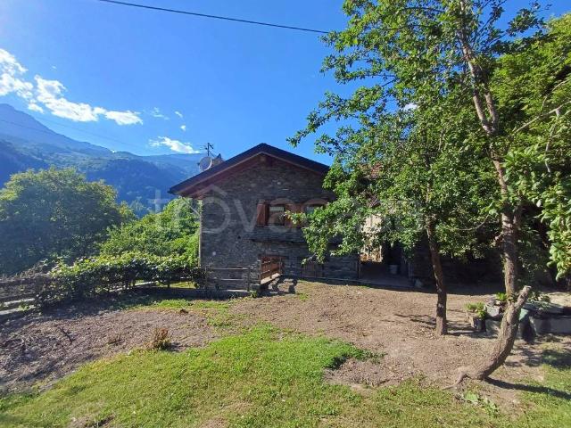 Appartamento in affitto a Antey Saint André, Aosta
