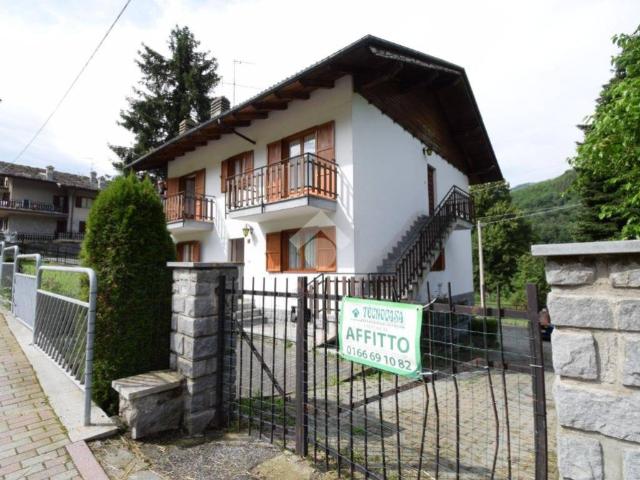 Appartamento in affitto a Antey Saint André, Aosta