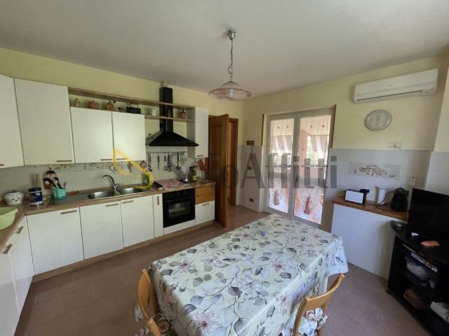 Appartamento in affitto a Cortaccione, Spoleto