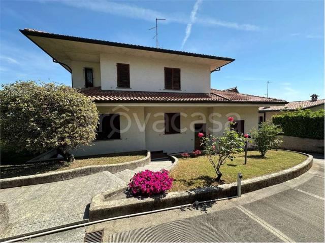 Appartamento in affitto a Villa, Appiano Gentile