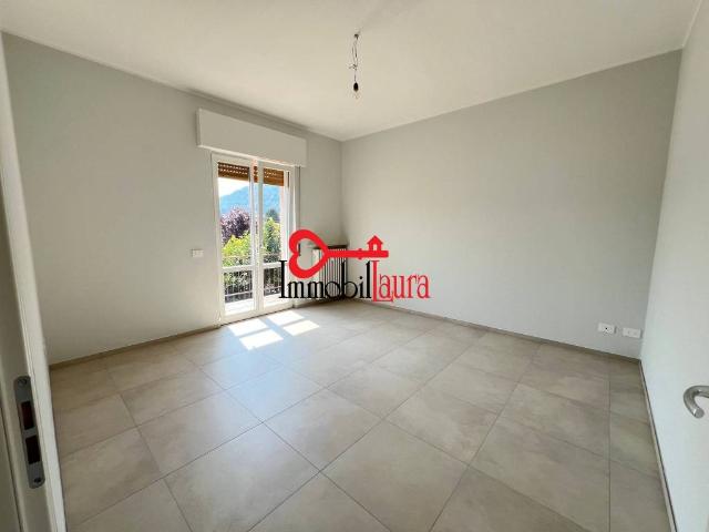 Appartamento in affitto a Arcisate, Varese