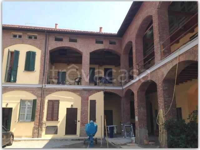 Appartamento in affitto a Montello, Lombardia
