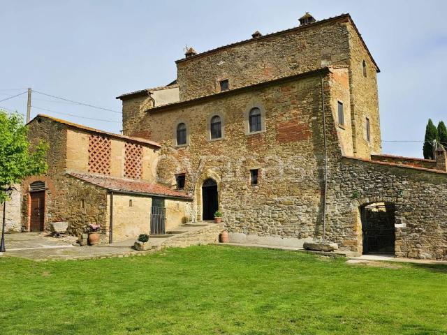 Appartamento in affitto a Palazzo Del Pero, Toscana