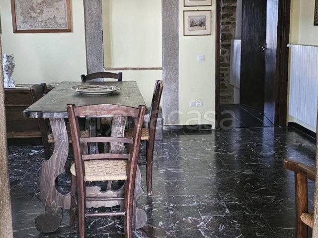 Appartamento in affitto a Palazzo Del Pero, Toscana