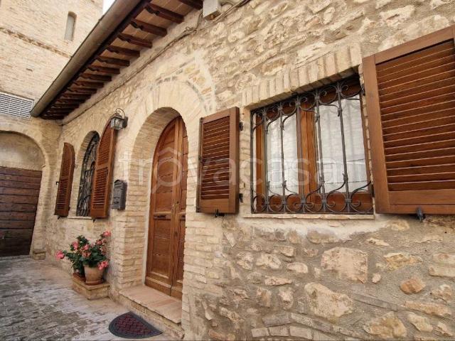 Appartamento in affitto a Assisi, Umbria