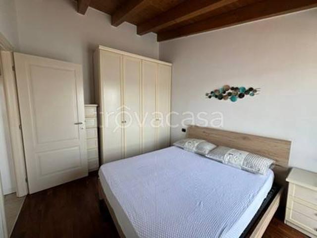Appartamento in affitto a Azzano San Paolo, Lombardia
