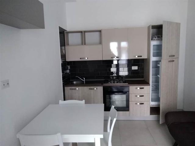 Appartamento in affitto a Popilia, Calabria
