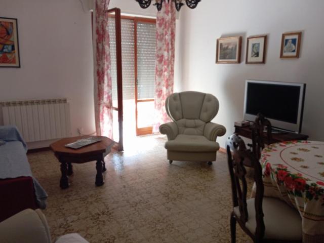 Appartamento in affitto a Pontecimato, Carrara
