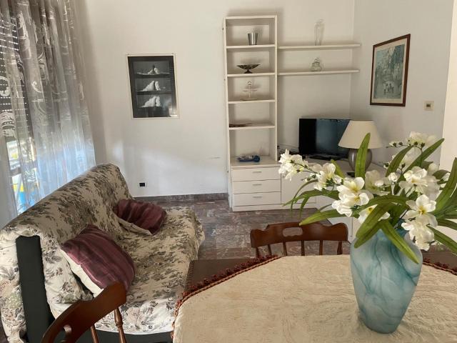 Appartamento in affitto a Montignoso, Toscana