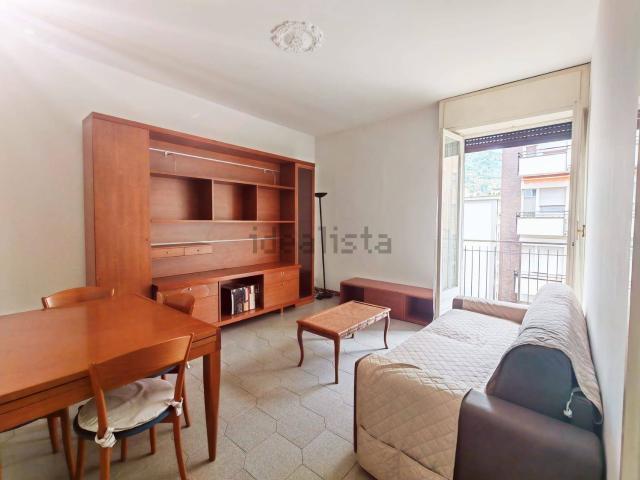 Appartamento in affitto a Caserme, Como