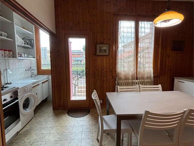 Appartamento in affitto a Marche, Macerata