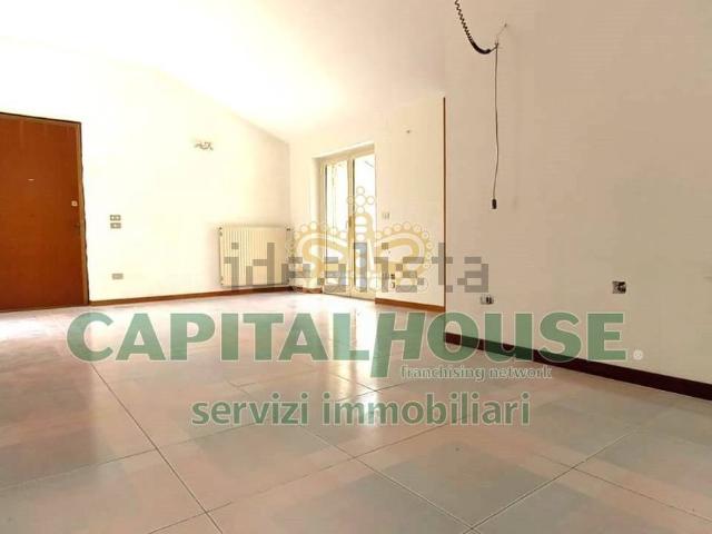 Attico in affitto a Capua, Campania