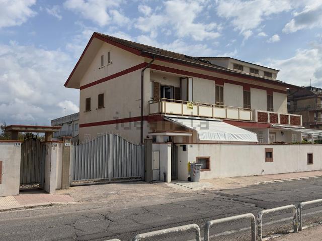 Appartamento in affitto a Foce Verde, Latina