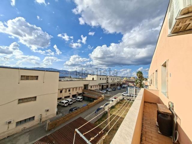 Appartamento in affitto a Calabria, Reggio Calabria