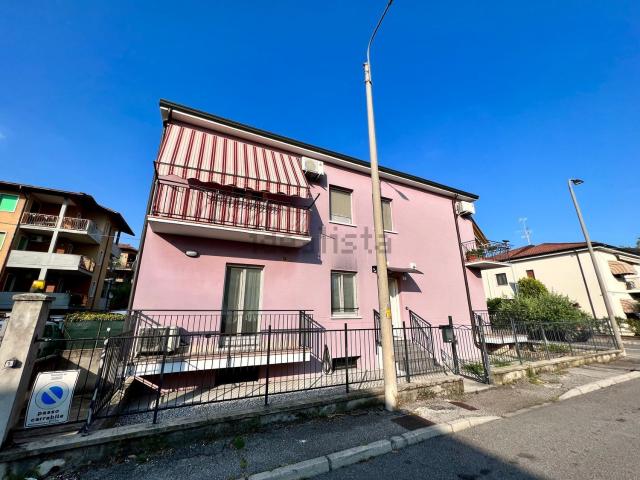 Appartamento in affitto a Palazzina, Brenzone