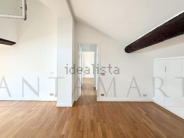 Appartamento in affitto a Municipio 1, Milano