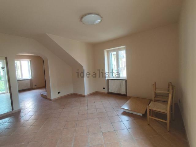 Appartamento in affitto a Sarnico, Lombardia