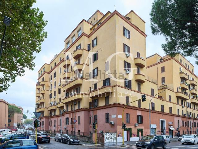 Appartamento in affitto a Municipio Roma III, Roma Capitale