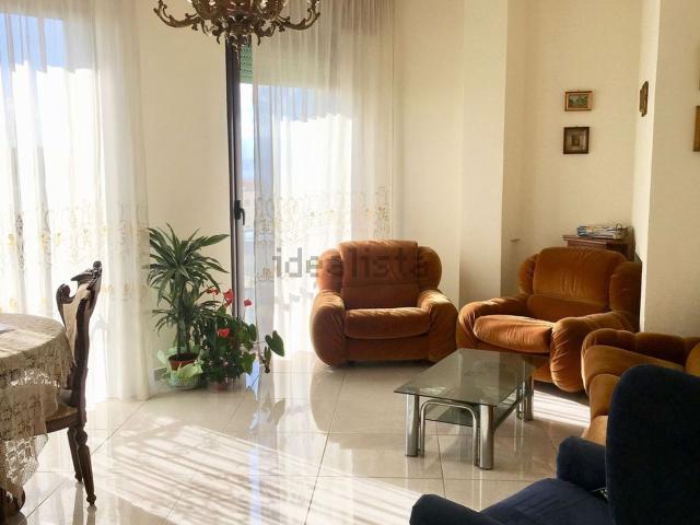 Appartamento in affitto a Pontepiccolo, Calabria