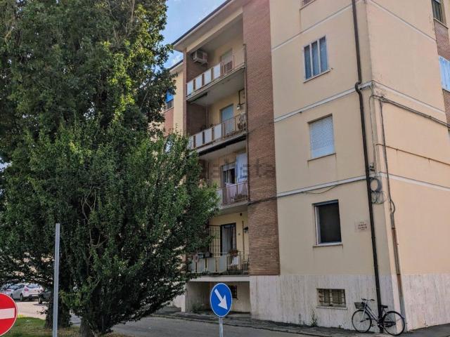 Appartamento in affitto a Villaggio Satellite, Ferrara