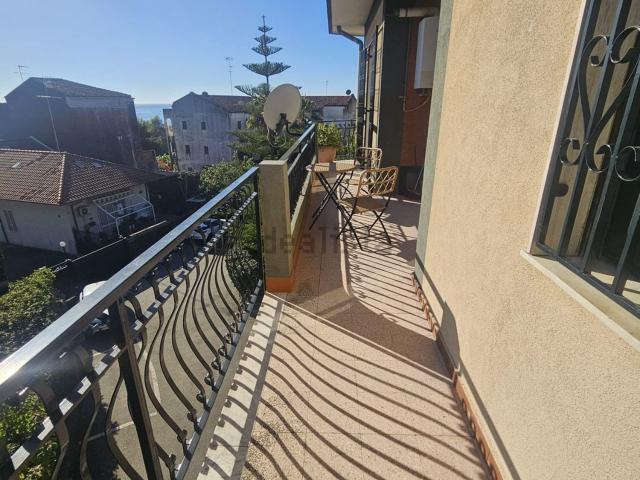 Appartamento in affitto a Barriera, Aci Castello