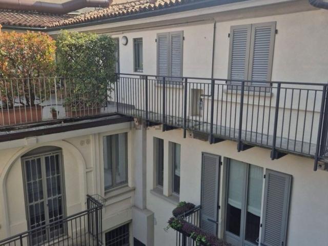 Appartamento in affitto a Municipio 1, Milano