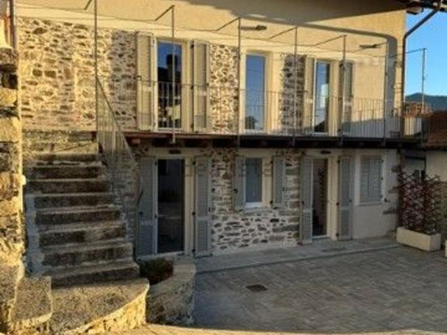 Appartamento in affitto a Brolo, Piemonte