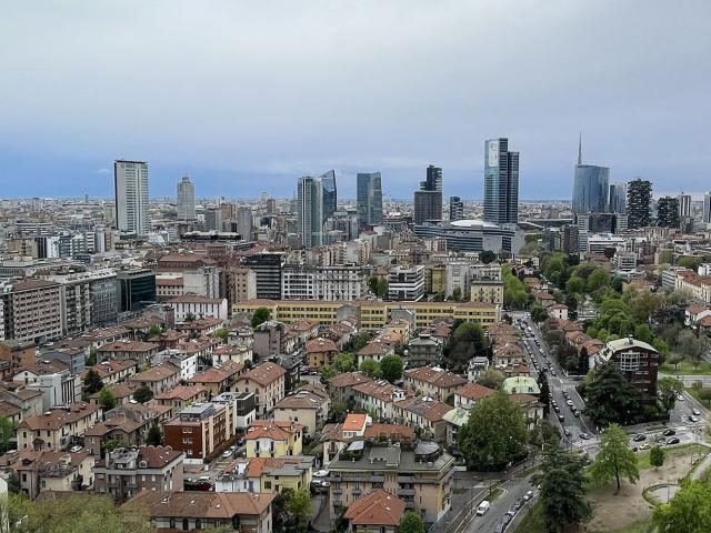 Appartamento in affitto a Municipio 2, Milano