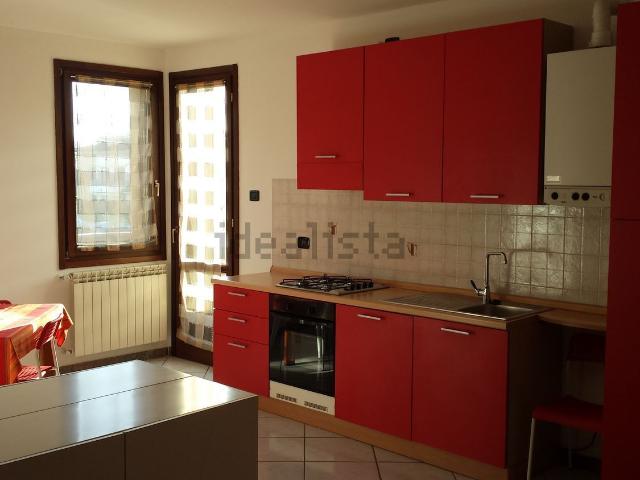 Appartamento in affitto a Caponago, Lombardia