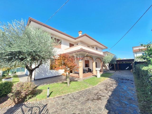 Appartamento in affitto a Chirignago-Zelarino, Venezia