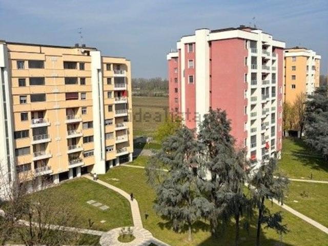 Appartamento in affitto a Noverasco, Locate Triulzi