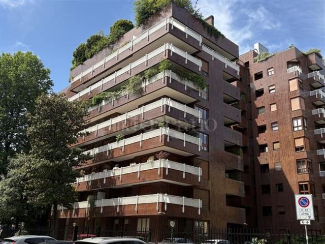 Appartamento in affitto a Municipio 8 di Milano, Milano