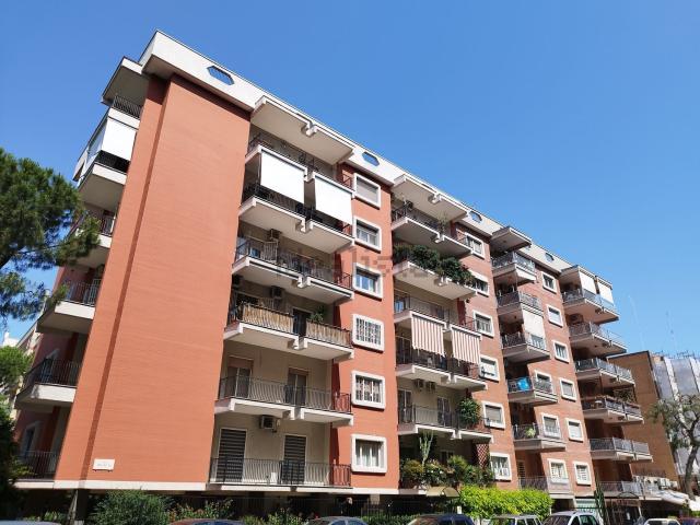 Appartamento in affitto a Municipio 2, Puglia