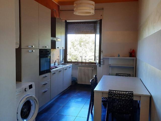 Appartamento in affitto a Sud-Est, Brenzone