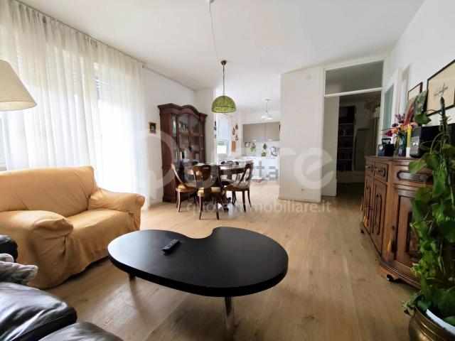 Appartamento in affitto a Borgo Aquileia, Reana Del Roiale
