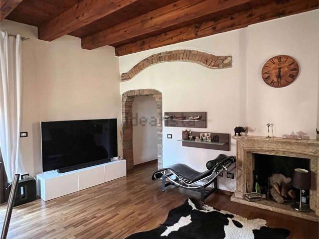 Appartamento in affitto a Centro storico, Brenzone