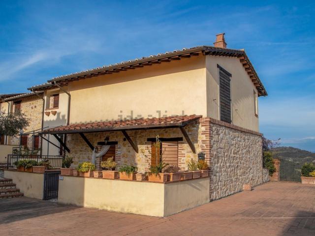 Appartamento in affitto a Toscella, Collazzone