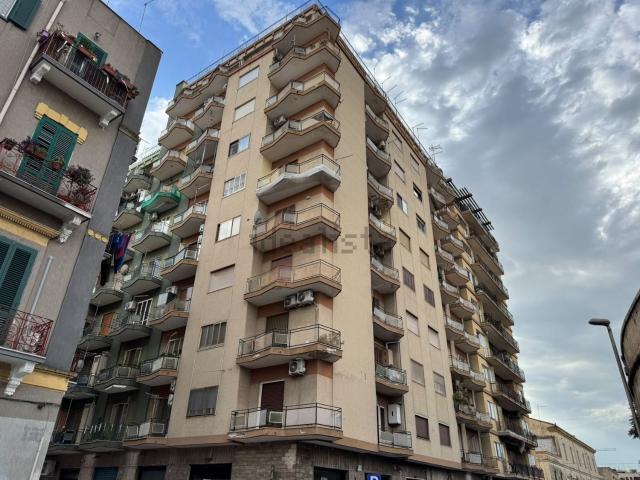Appartamento in affitto a Puglia, Taranto