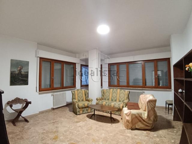 Appartamento in affitto a San Leo Bastia, Umbria