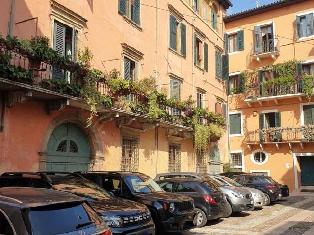 Appartamento in affitto a Centro storico, Brenzone