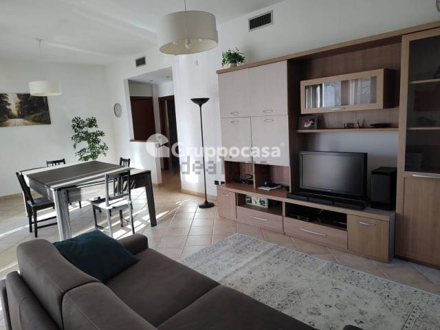 Appartamento in affitto a Rodano, Lombardia