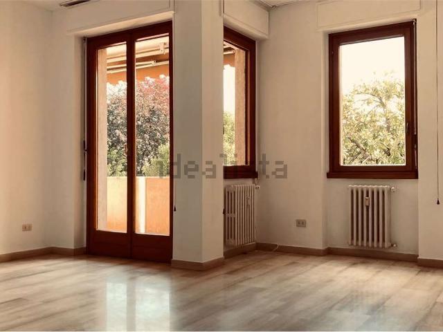 Appartamento in affitto a Biumo Superiore, Varese