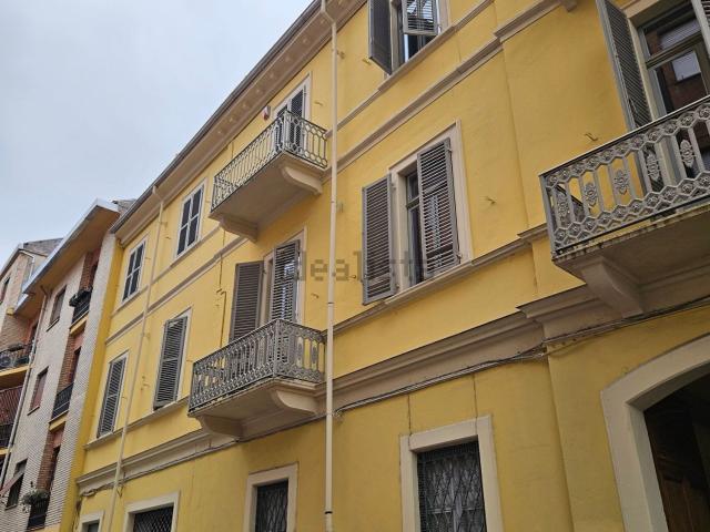Appartamento in affitto a Rione San Silvestro, Piemonte