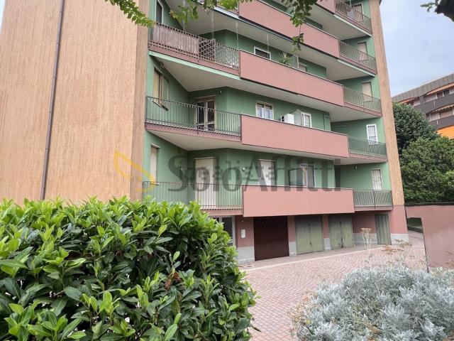 Appartamento in affitto a Rovagnasco, Segrate