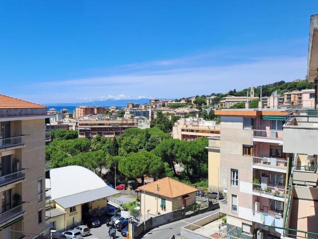 Appartamento in affitto a Medio Ponente, Serra Riccò